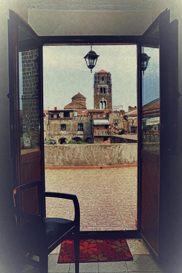 La Pietra D'Argento Bed & Breakfast Caserta Vecchia Luaran gambar